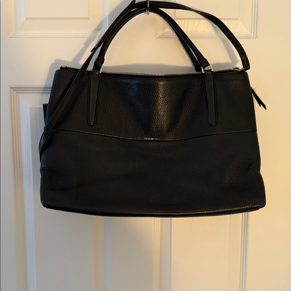 Authentic Coach Black Leather work/office Shoulder Bag